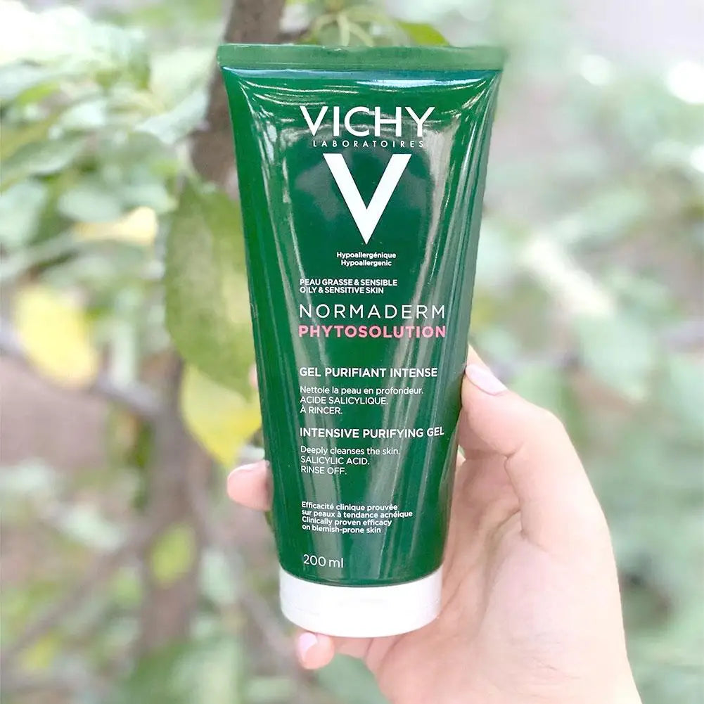 VICHY Facial Exfoliating Scrub Cleanser | Removes Blackheads & Shrinks Pores (Anti-Acne)